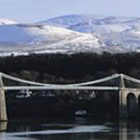 Pen Yr Allt Villa Bangor  Bagian luar foto