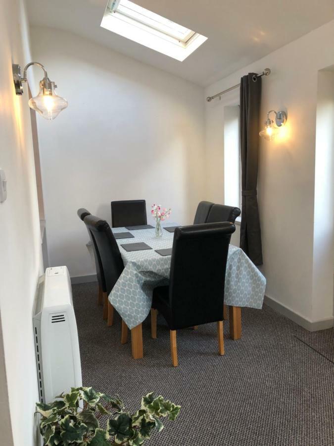 Pen Yr Allt Villa Bangor  Bagian luar foto